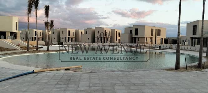 شاليه للبيع في سوديك جون بيتش ريزيدنس الساحل الشمالي Sodic June Beach Residence  يتميز بأفضل موقع داخل المشروع فيو كامل على البحر صف أول كامل التشطيب