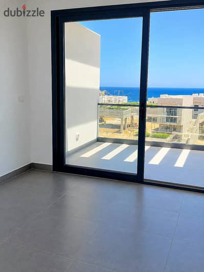 112 sqm Sea-Front Apartment for Sale in Reef Town, Soma Bay