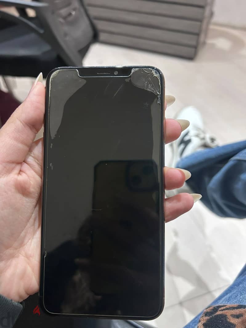 Apple - iPhone XS Max 2