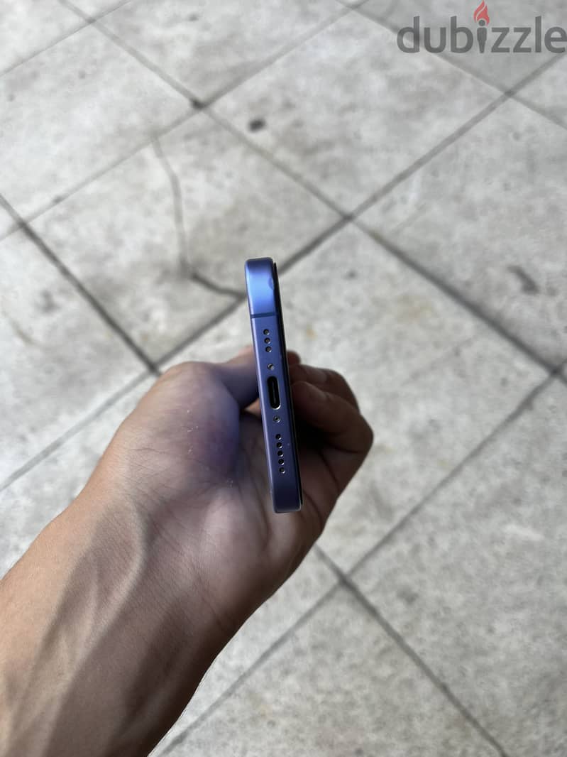 Apple - iPhone 16 2