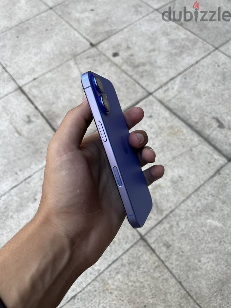 Apple - iPhone 16 3
