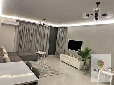 Apartment for sale at the lowest price, with super-lux finishes, located in the Noll compound in the Sixth Settlement, near Hyde Park.