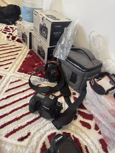 8 canon 6d mark2  للبيع