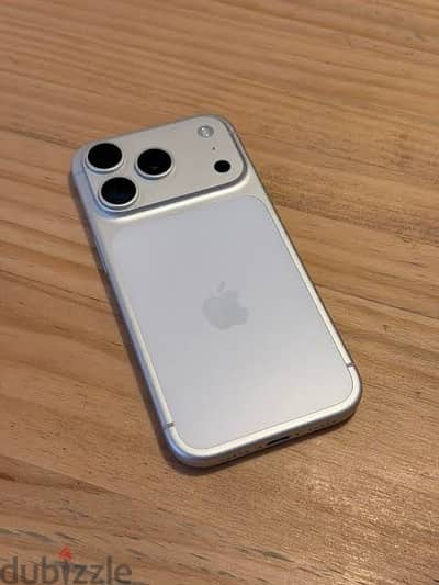 Apple - iPhone 17 Pro Max