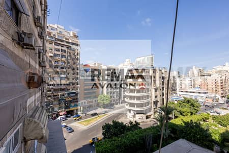 شقة بفيو غرف و ريسبشن علي فيلا للبيع 165 م رشدي (ش ابو قير)