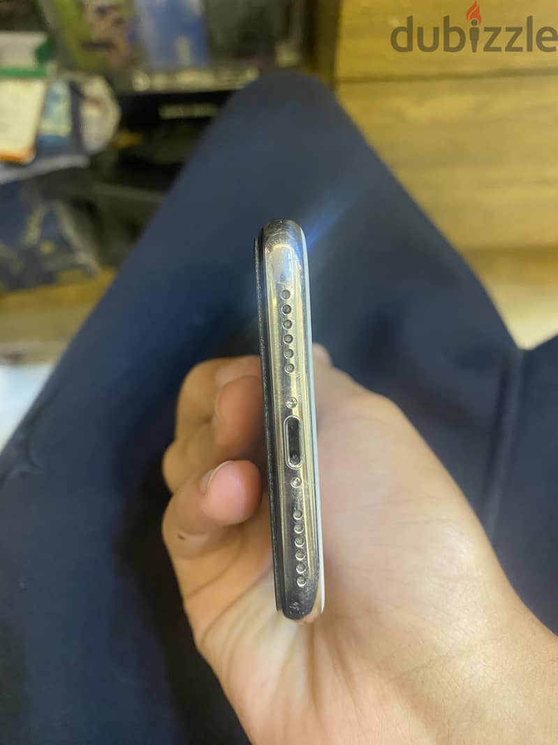 Apple - iPhone X 2