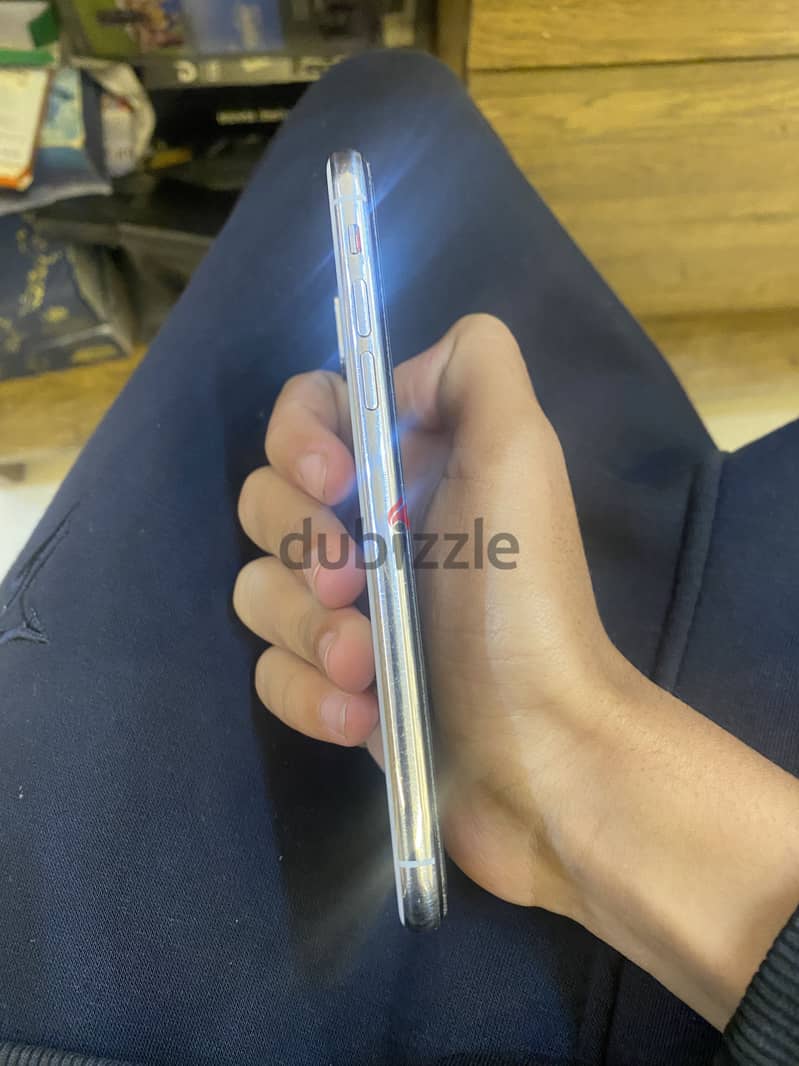 Apple - iPhone X 3