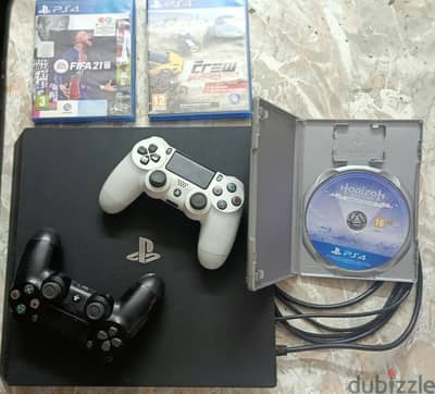 PS4 PRO USED