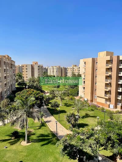 فرصة رائعة لامتلاك شقة للبيع في مدينتي في – B11، بمساحة 116 مترًا، أمام All Seasons Park مباشرة، وبجوار الخدمات
