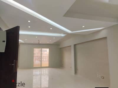 Apartment at a bargain price, special finishing, ready to move in, in Muhammad Farid Street