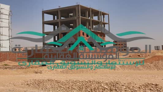 ارض بسعر لقطة في اراضي شمال المطار في اكتوبر الجديدة بموقع لا يتكرر