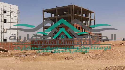 ارض للبيع في احياء اكتوبر الجديدة بالقرب من كومبند بادية بالم هيلز
