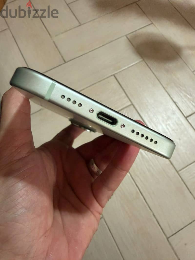 Apple - iPhone 15 plus 4