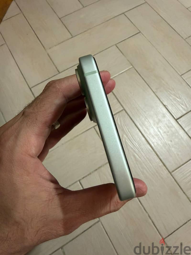 Apple - iPhone 15 plus 5