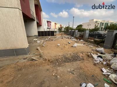 فيلا كوارتر للبيع في مدينتي | نموذج II مودرن بموقع استثنائي وفيو شارع مفتوح
