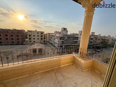 شقة 300م للإيجار فيلات القرنفل – التجمع الأول | أول سكن مكيفة بالكامل | 4 غرف 2 ماستر