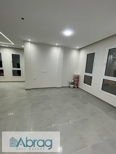 Twin house for rent, 285 sqm, super-lux finish, located in Neom Compound, 6th of October City.