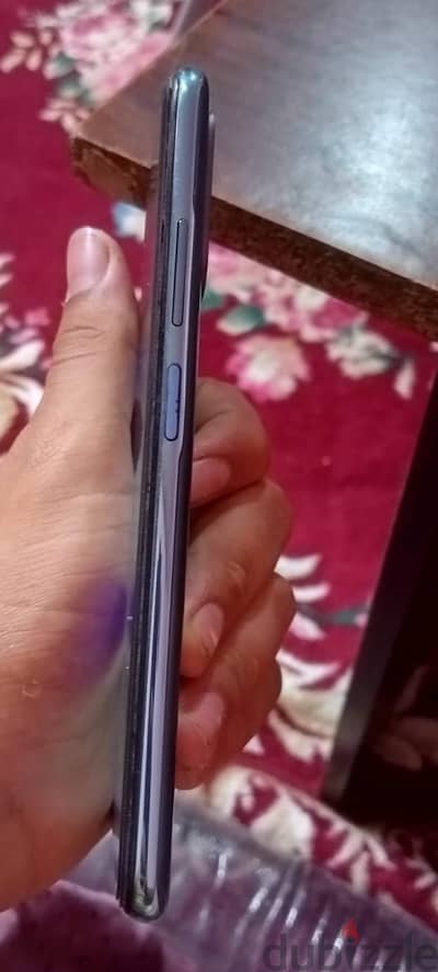 ريلمى 10 اس