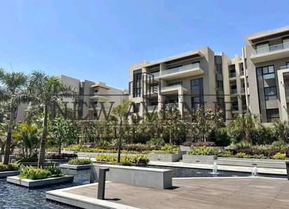 شقة للبيع في أدريس إيست Address East متشطبة بالكامل مطلة على مسطحات مائية ومساحات خضراء الصيانة مدفوعة جاهزة للاستلام بمقدم