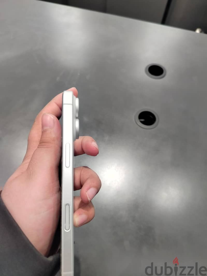 Apple - iPhone 17 1