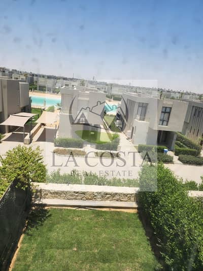 Furnished Townhouse for Sale | Second Row Lagoon | Private Garden