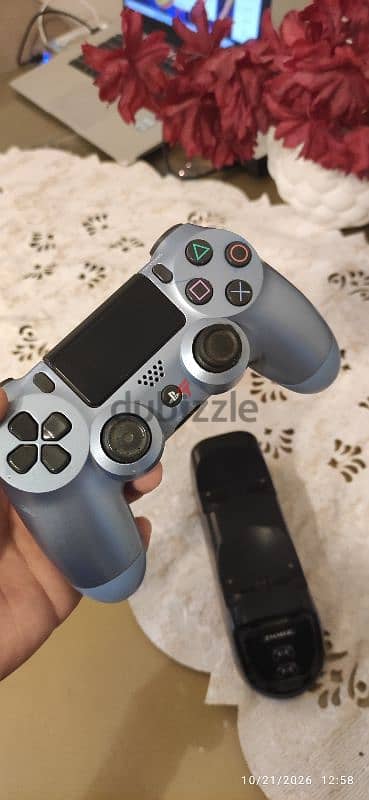 دراع PS4 اصلى ومعاه استاند شحن  original controller بلايستيشن 4
