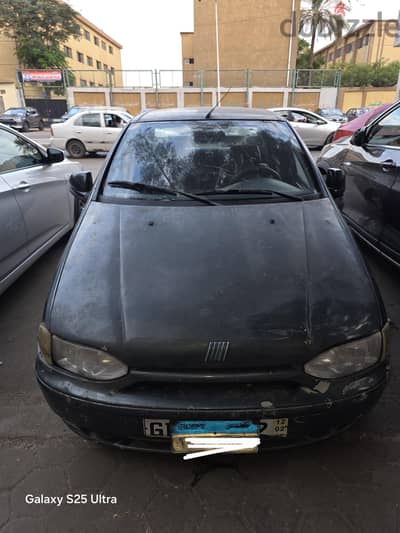 فيات سيينا 2003