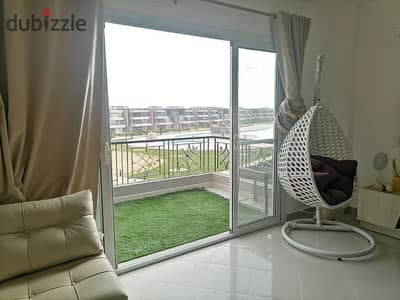 Excellent chalet for sale in Blumar El Sokhna resort.  Located on the second floor with a private roof terrace.  Area: 130 sqm.  Roof terrace: 75 sqm.