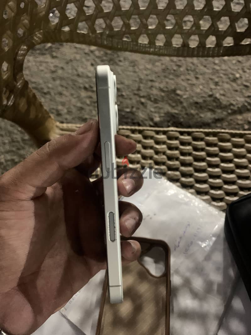 Apple - iPhone 16 3