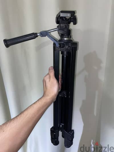 Tripod