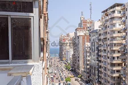 شقة للبيع بميامي اسكندرية