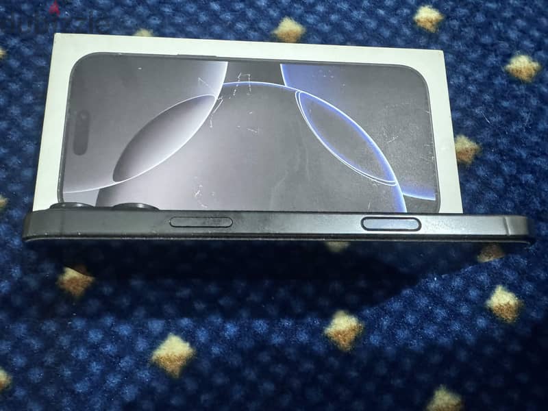 Apple - iPhone 16 Pro Max 4