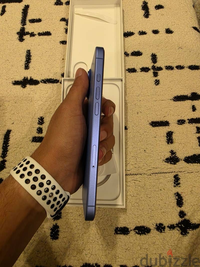 Apple - iPhone 16 Plus 6
