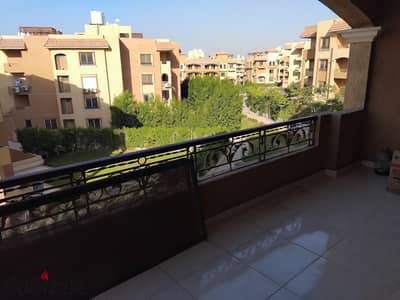 شقة للايجار مفروش مكيفة كمبوند الخمايل المركزية أ الشيخ زايد