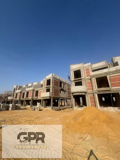 With only EGP 1 Million  down payment, own a villa for the price of an apartment in the heart of New Cairo, with the longest payment period available.