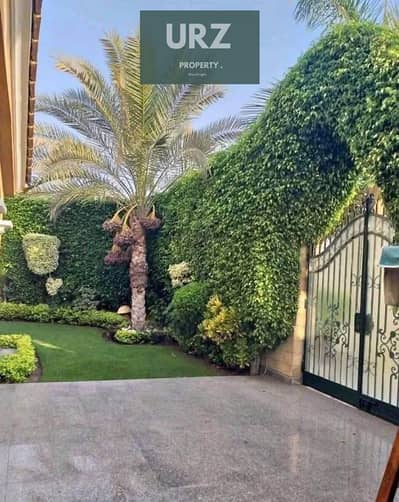 استفاد بخصم الــ 50% و ادفع 12 مليون فقط وامتلك فيلا بـڤيو صريح على الـ LANDSCAPEمن جميع الاتجاهات في كمبوند يربط بين القاهرة الجديدة و مدينة المستقبل