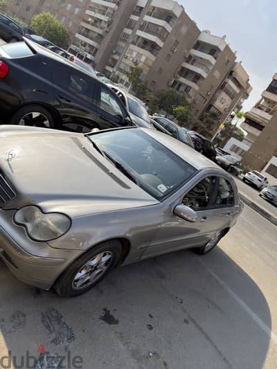 Mercedes-Benz C180 2004