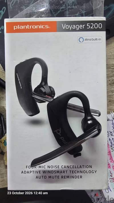 poly Voyager 5200
