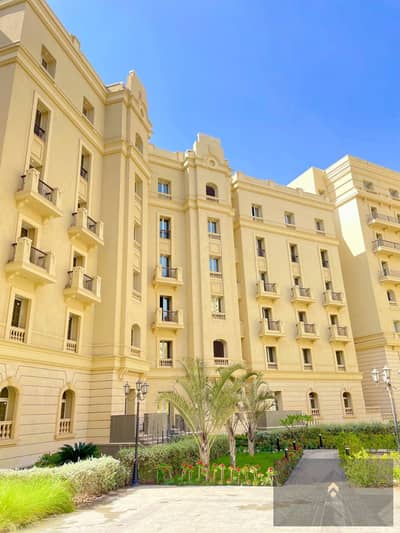 140 sqm apartment, fully finished and equipped with air conditioning, ready to move in, located in New Garden.