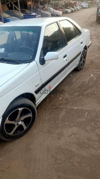بيجو 405 2009