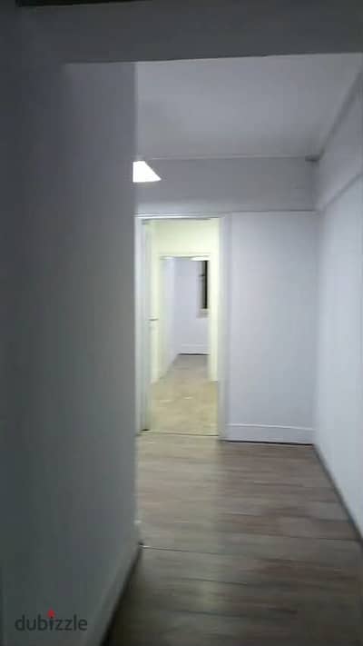 Office for rent 5 rooms 3 bathrooms - in Garden City - administrative