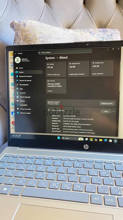 لاب توب hp لقطه  بحاله الزيرو