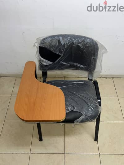 كراسي محاضرات خامة قوية حديد عريض استعمال اقل من شهر