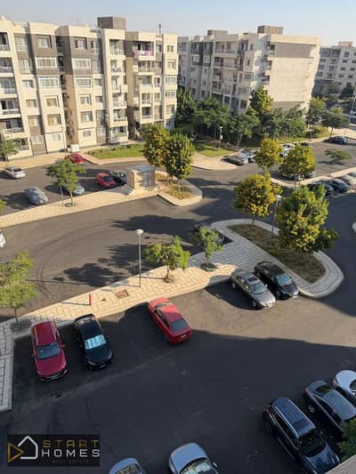 116 sqm Apartment with 3 Bedrooms in Madinaty B10 – Upscale Living with an Open View in a Prime Location, Close to All Season Mall.