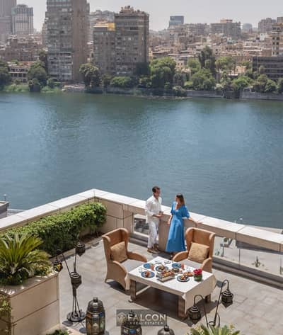 صف اول عالنيل خدمهVIP من ST. Regis عائد يومي 600k$[ مجهزه بالكامل High-End ] افخم و اثري الاماكن في الزمالك سور بسور مع تاور البنك الاهلي الرئيسي ]