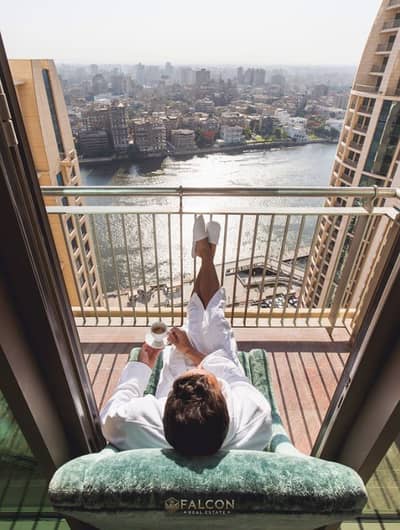 فوري ! جناح فاخر متشطب بالاجهزه خدمهVIP فيو عالنيل[ مجهزه بالكامل High-End ] افخم و اثري الاماكن في الزمالك  دقايق من جاردن سيتي , المعادي