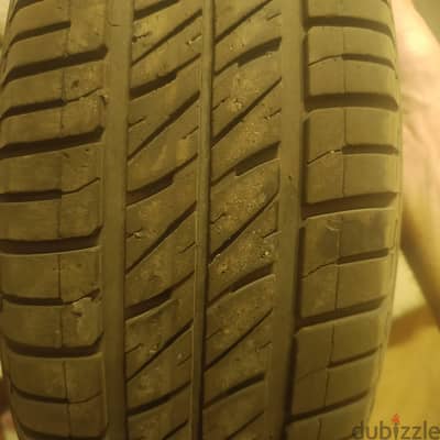 فردة كاوتش بولندي شريمبل 175/70/13  تيوبلس بحالة جيدة جدا