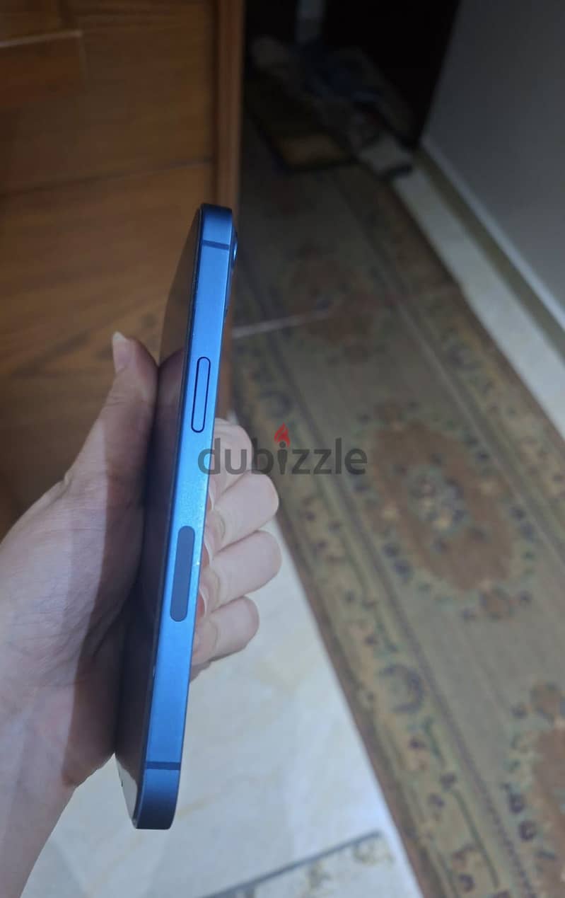 Apple - iPhone 13 2