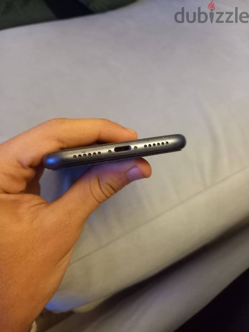 Apple - iPhone 11 2