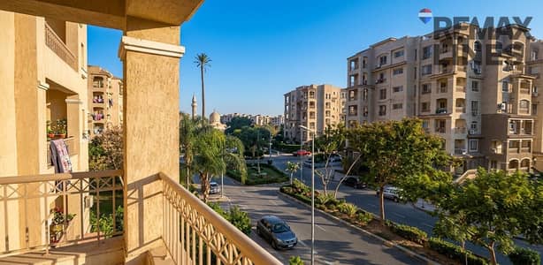 شقة للبيع في مدينتي نموذج 100 بي3 على الخدمات وقرب الثاوث بارك